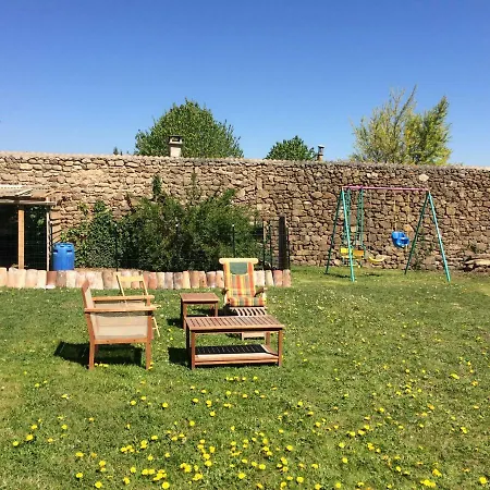 Le De L'ecole * Quintenas
