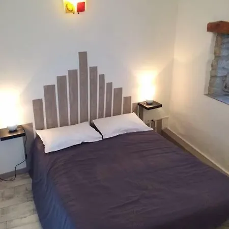 Le De L'ecole Prázdninový dům